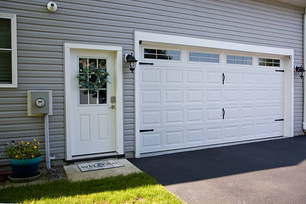 24/7 Emergency Garage Door Panel Replacement experts in Platte County County, NE